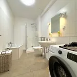 Apartamento Penthouse Stadtrand Mageburg, Vollausgestattet *