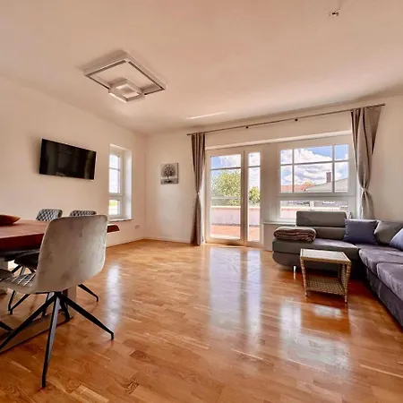 Penthouse Stadtrand Mageburg, Vollausgestattet Апартаменты *
