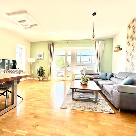 Penthouse Stadtrand Mageburg, Vollausgestattet