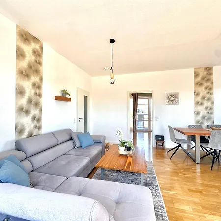 Penthouse Stadtrand Mageburg, Vollausgestattet Lejlighed Barleben