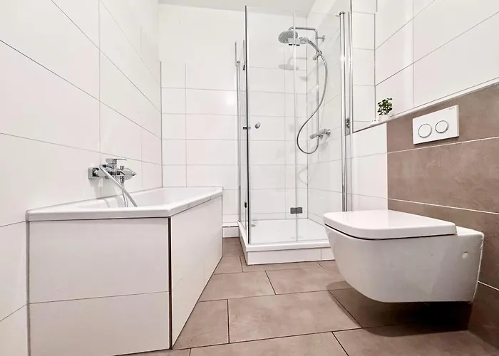 Penthouse Stadtrand Mageburg, Vollausgestattet Lägenhet *