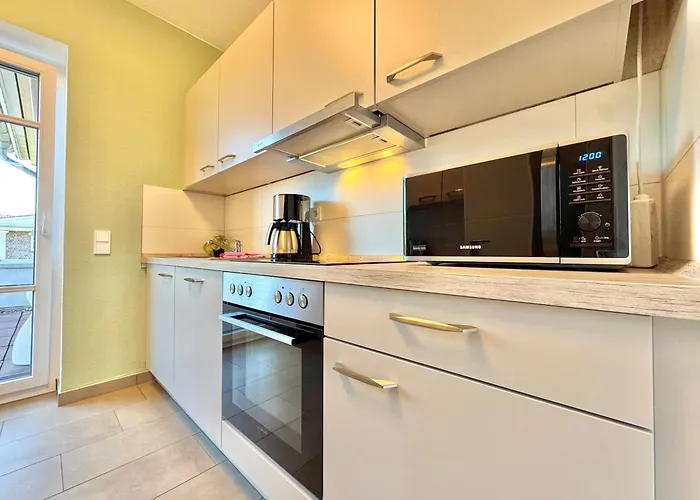 Penthouse Stadtrand Mageburg, Vollausgestattet Lägenhet *