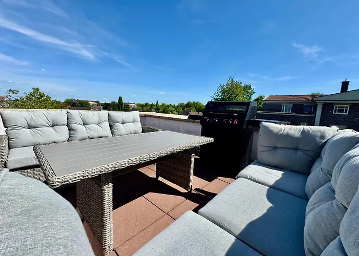 Penthouse Stadtrand Mageburg, Vollausgestattet Lägenhet