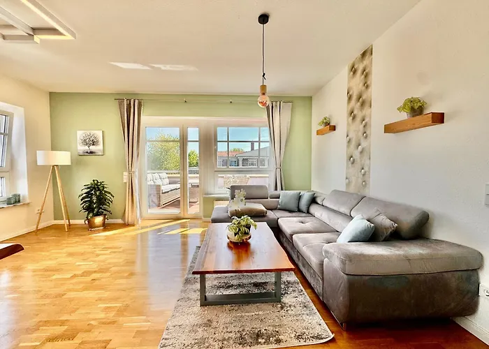 Penthouse Stadtrand Mageburg, Vollausgestattet Lägenhet *